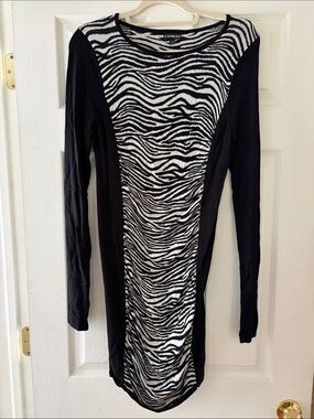 Express Black and White Zebra Panel Long-Sleeve Dress